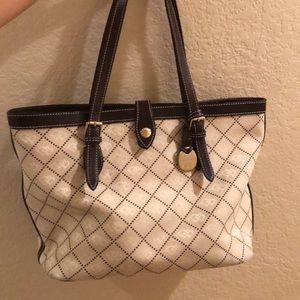 Dooney & Bourke cream purse